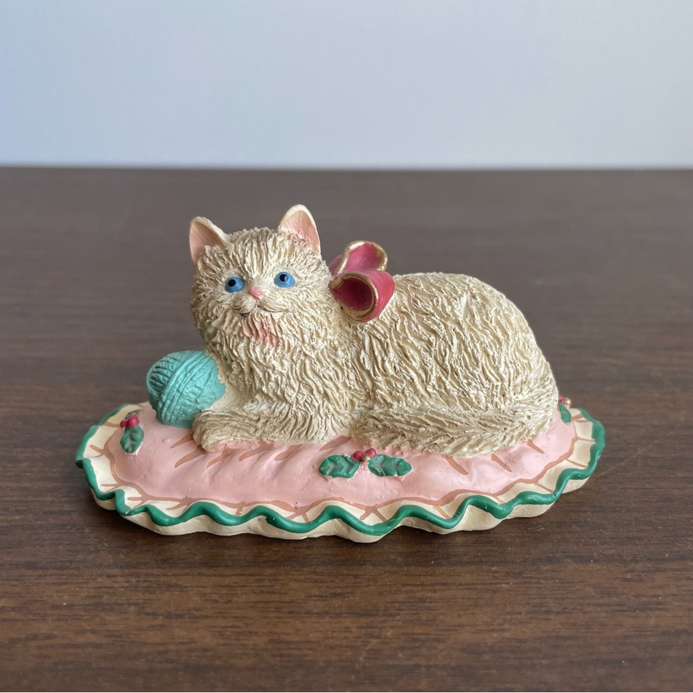 Russ Cozy Kittens Resin Holiday Cat